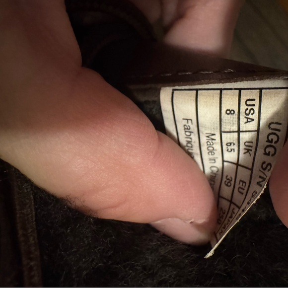 UGG Adirondack Chestnut Leather Boots with Black Fur - Picture 6 of 8